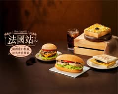 Q Burger 早午餐 高雄德山店