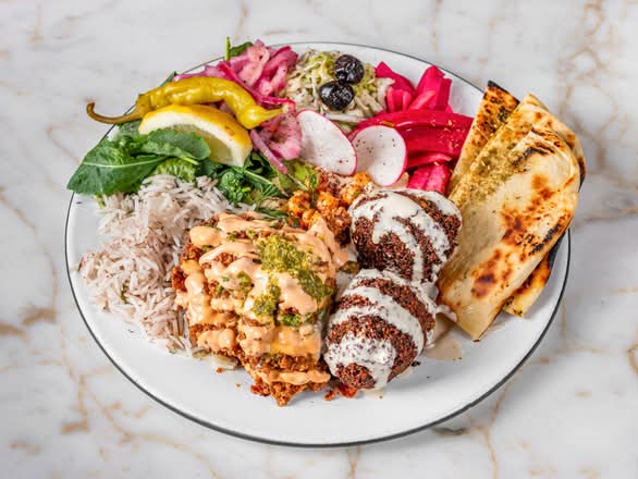 Meze Plate (Fried Chicken)