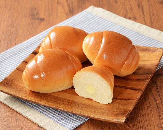 LW国産小麦のマーガリン入り≪バター≫ロール(4個)*