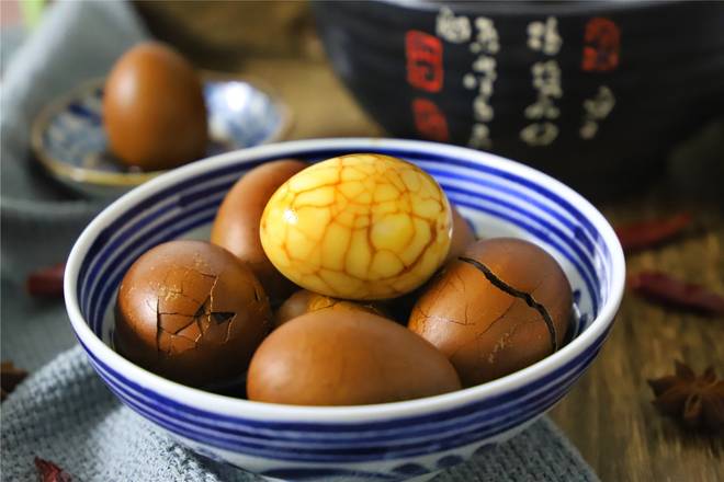 E7. Traditional Marinated Egg 卤蛋
