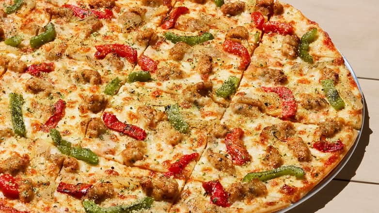 Tavern Spicy Chicken Sausage Pizza