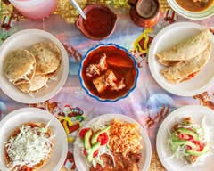 Antojitos Las Cazuelas