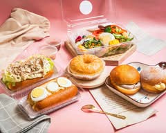 甜不甜 甜甜圈 生菜沙拉