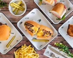 Junior's Deli