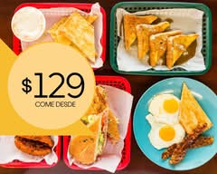 Sixties Burger Town Center El Rosario