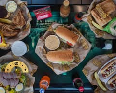 Larry’s Giant Subs (GA Hwy 96)