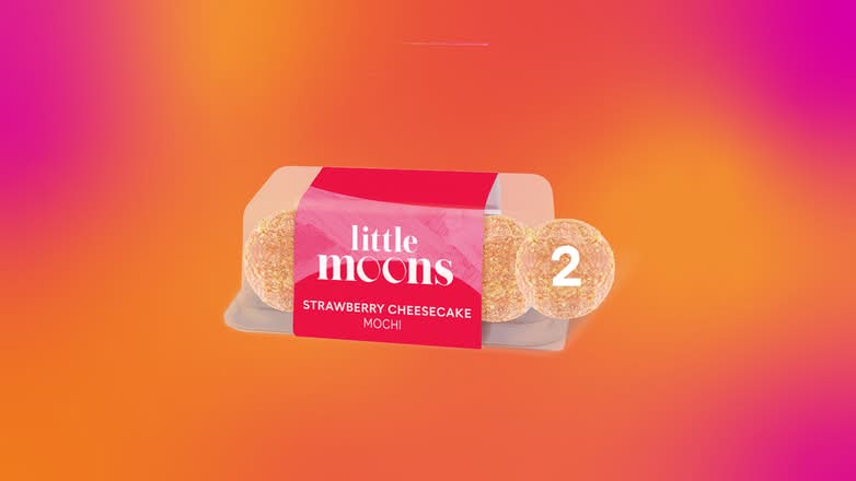 little moons strawberry cheesecake mochi (v)