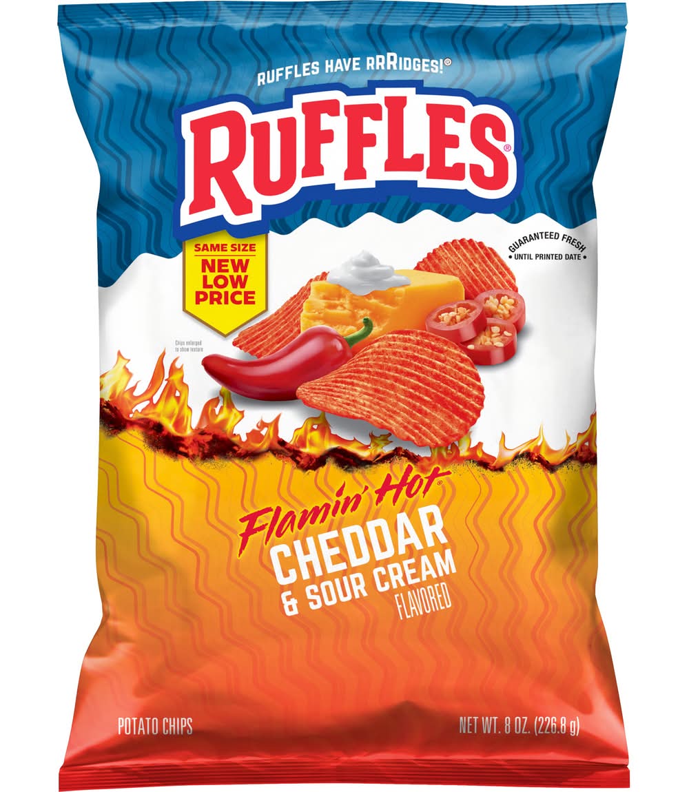 Ruffles Potato Chips, Flamin' Hot Cheddar & Sour Cream (8 oz)