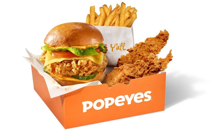 Large Spicy Deluxe Chicken Sandwich Box Meal🔥