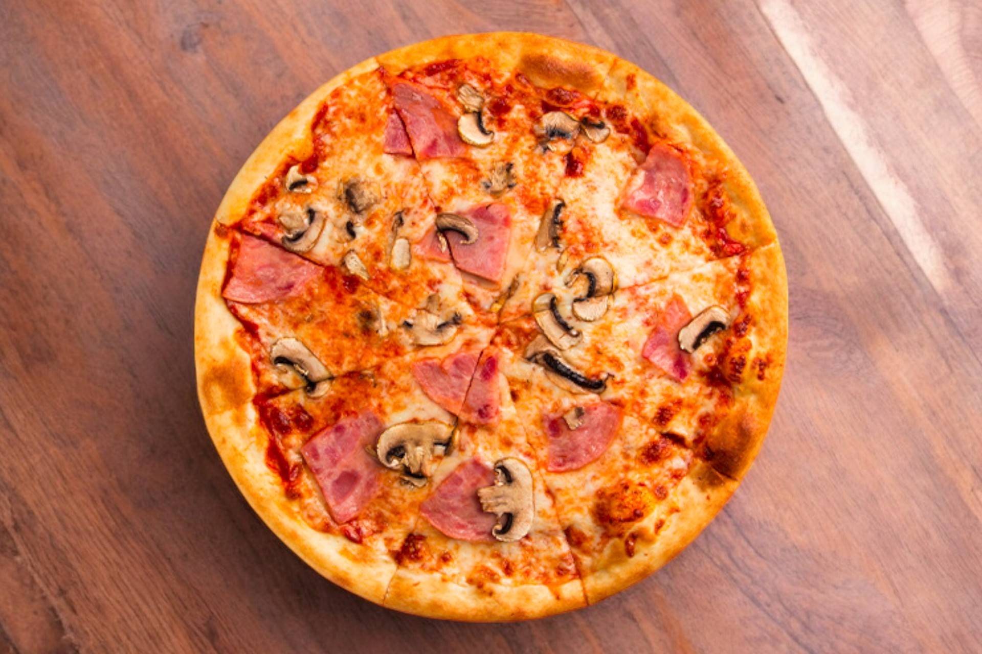 Pizza Reine