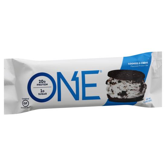 One Cookies & Creme Protein Bar
