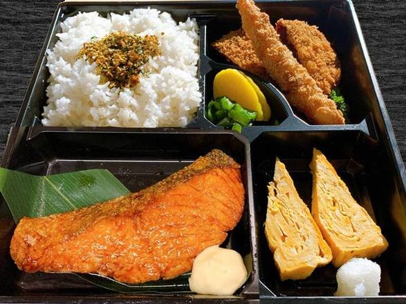 Deluxe Salmon Teriyaki Bento