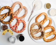 Mr. Pretzels (St-Vital Mall)