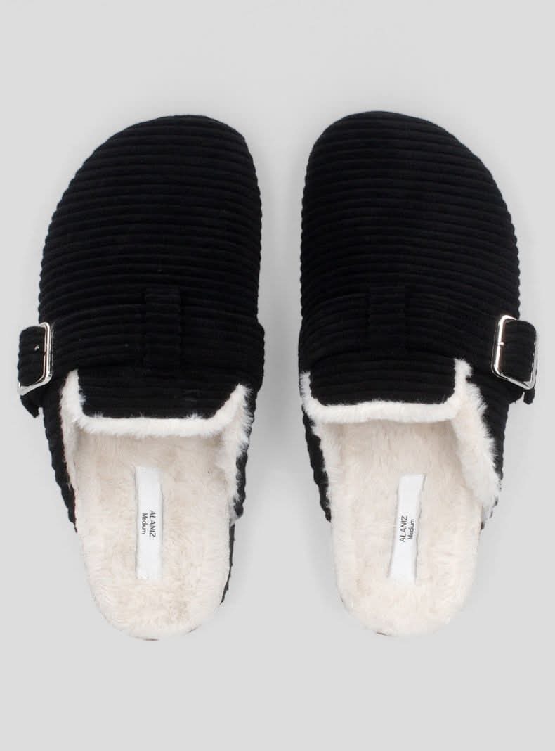 Alaniz · Pantuflas cotelé chiporro con hebilla - M - Negro