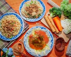 洪丨黑輪 蚵仔煎