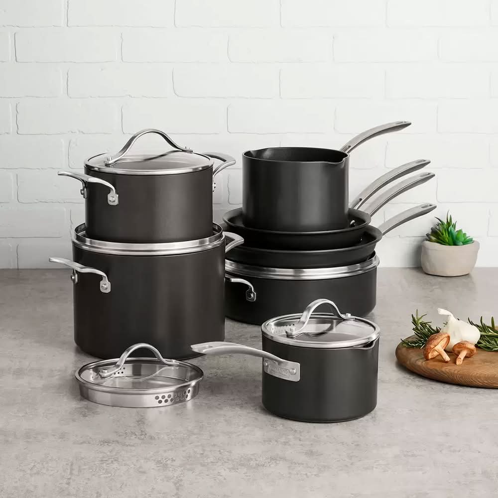 Kirkland Signature · Batería de cocina de aluminio anodizado (12 un)