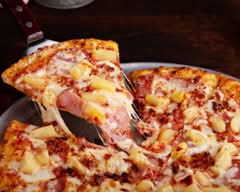 Queen's Pizza T-Square