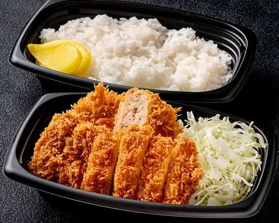 肉汁メンチカツ＆ひな鶏のチキンかつ弁当