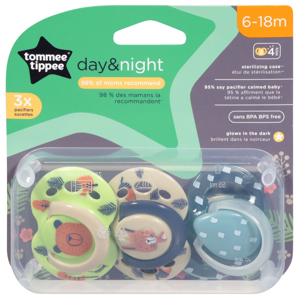 Tommee Tippee Day & Night Glow in Dark Pacifiers, 6-18 Months (3 ct)