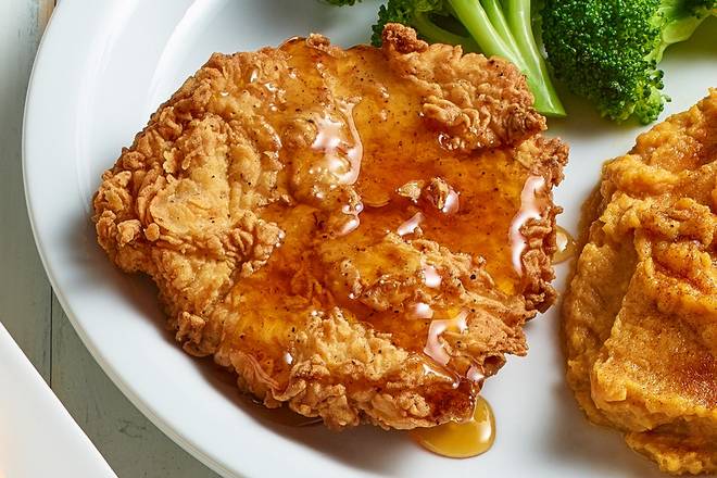 Honey-Drizzled Southern Fried Chicken Family-Style Meal