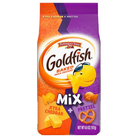 Goldfish Xtra Cheddar + Pretzel Mix Baked Crackers