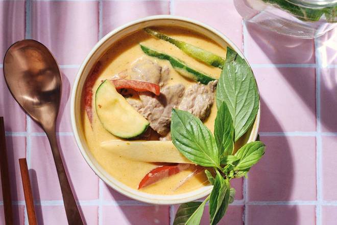 🥩Curry Rouge Boeuf 🥩- servi avec du riz