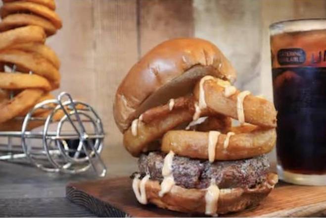 Order Crispy Onion Burger #14 food online from Lindburgers store, Jupiter on bringmethat.com
