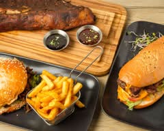 Stoke & Smoke Flame Station 🍔🥩