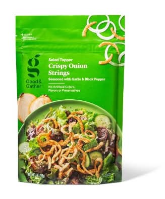 Garlic Pepper Crispy Onion Strings Salad Topper - 3.5oz - Good & Gather