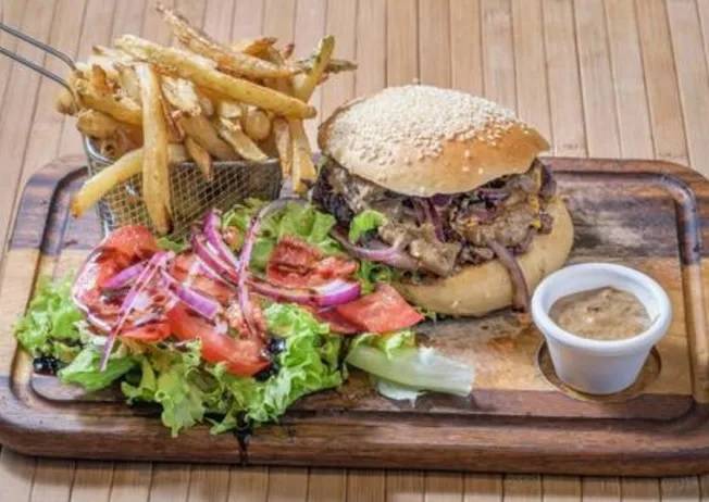 Menu Spécial Cèpes 🍔🍄