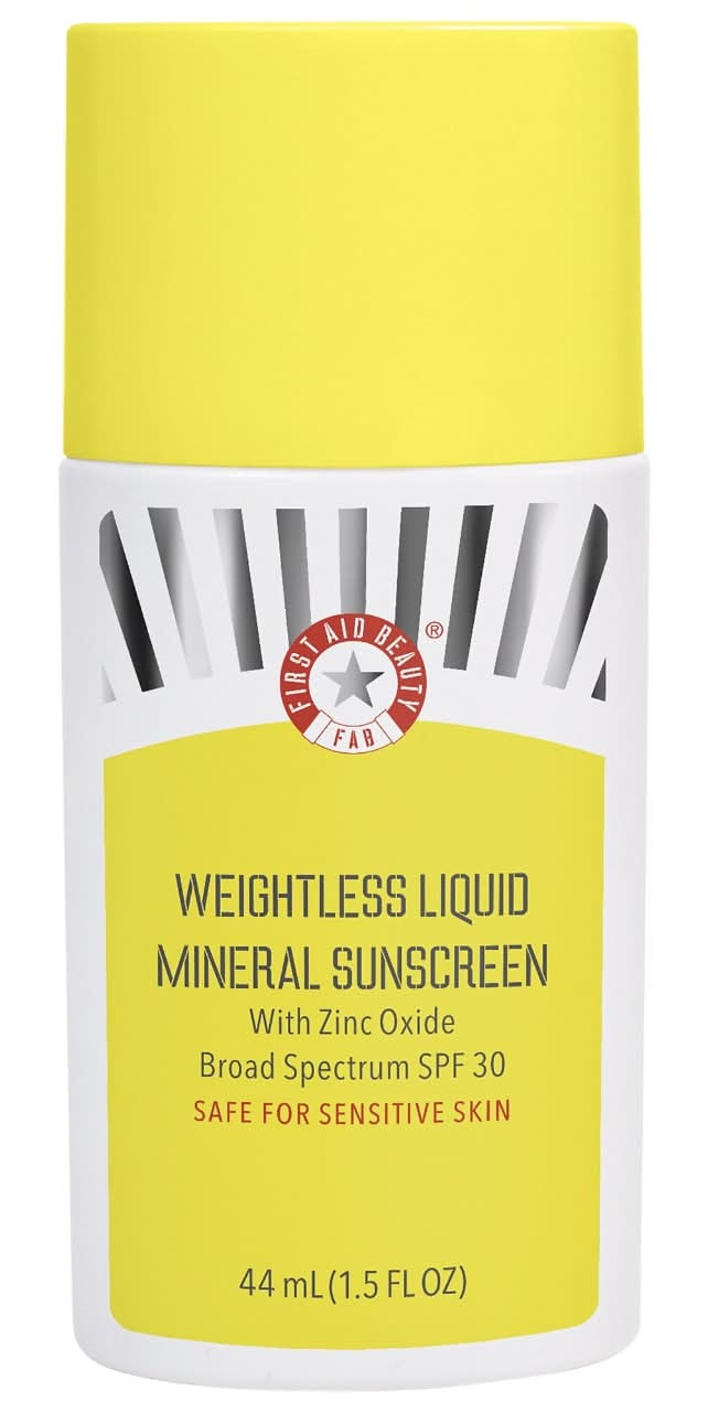 First Aid Beauty Ultra Light Liquid Mineral Sunscreen with Zinc Oxide SPF 30 1.5 oz / 44 ml