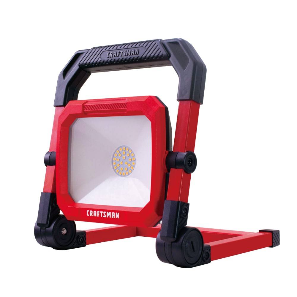 CRAFTSMAN 2000-Lumen LED Plug Portable Work Light | CMXELAYMPL1026