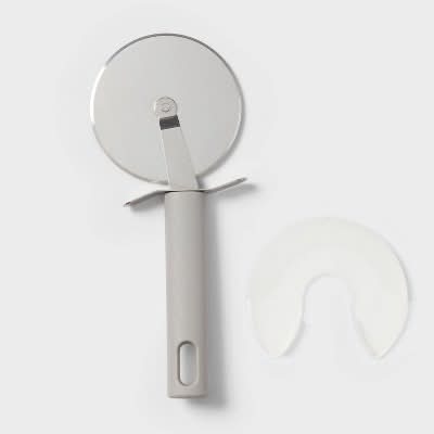 Room Essentials Pizza Cutter, Gray