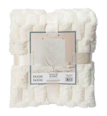Faux Fur Blanket 50in x 60in Cream