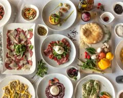 Casa Rolandi Gourmet Cuisine