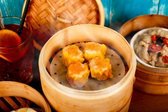 蟹子燒賣皇 Pork Dumplings with Flying Fish Roe