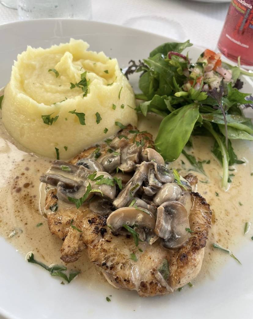 Escalope de Poulet à la Crème et Champignons