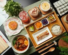 兵室複合式餐飲商店