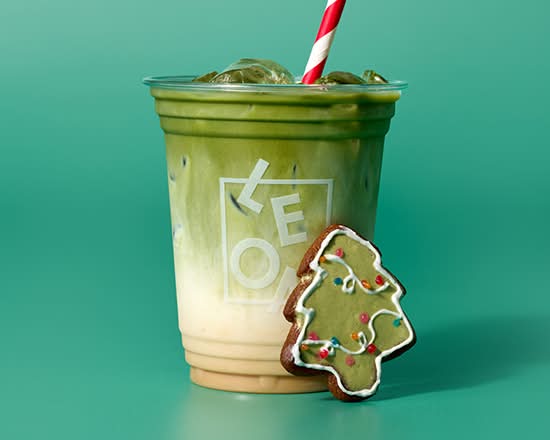 Iced Gingerbread Matcha Latte - Regular