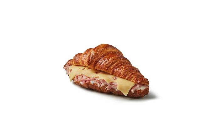 Pulled Ham & Emmental Croissant