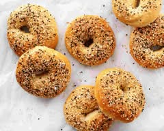 Ayza Bagel Café