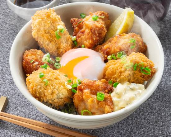 カキから丼～温玉添え Rice Bowl with Deep-fried Oysters & Chicken ～ Topped with Soft-boiled Egg ��～