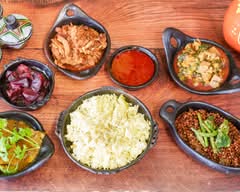 Hanna’s Ethiopian Restaurant & Traditions