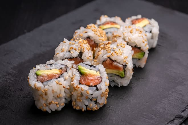 Salmon Avocado Roll