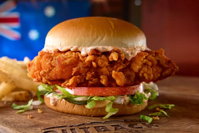 Bloomin’ Chicken Sammie