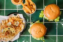 Pearls Burgers