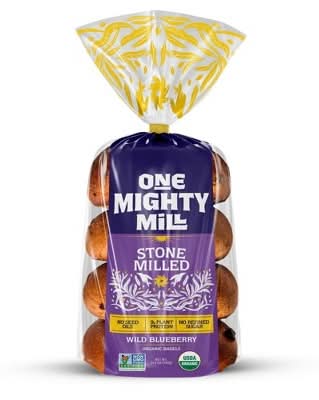 One Mighty Mill Whole Wheat Blueberry Bagels (13.4 oz, 4 ct)