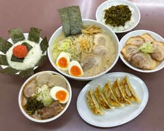 ハッスルラーメン　ホンマ　浜町店