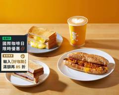 cama café 台南民族店