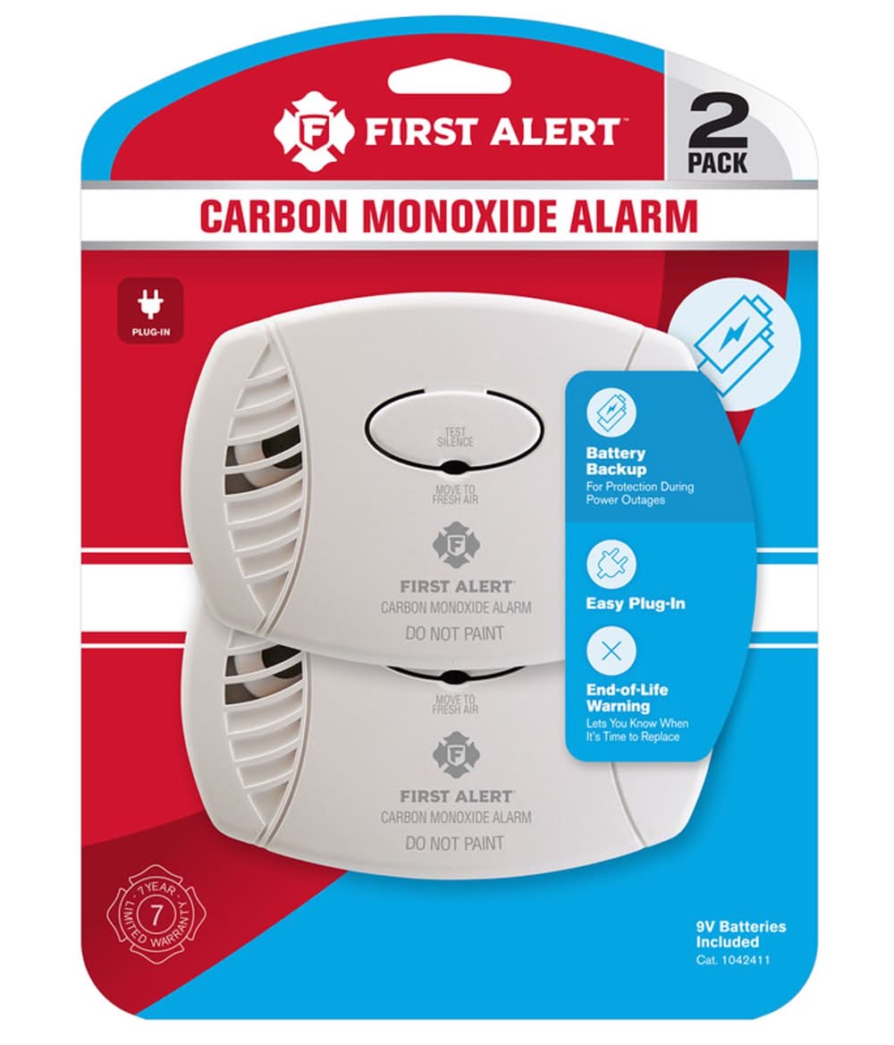 First Alert Plug-In W/Battery Back-Up Electrochemical Carbon Monoxide Detector